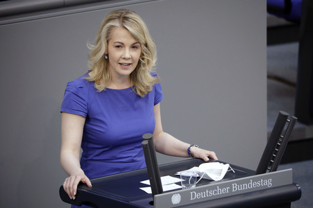 233. Sitzung des Deutschen Bundestages in Berlin