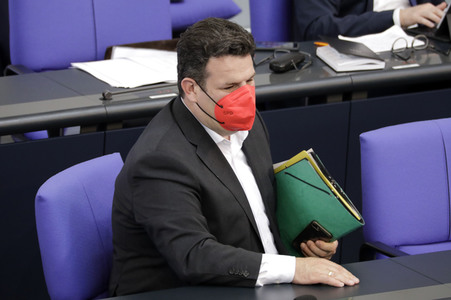 233. Sitzung des Deutschen Bundestages in Berlin