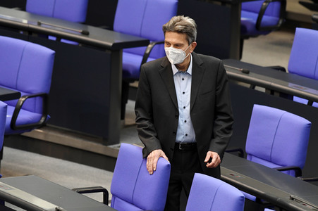 233. Sitzung des Deutschen Bundestages in Berlin