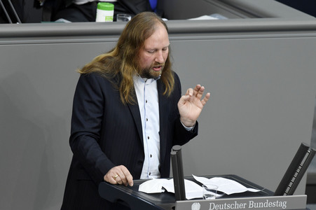 233. Sitzung des Deutschen Bundestages in Berlin