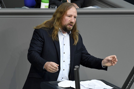 233. Sitzung des Deutschen Bundestages in Berlin