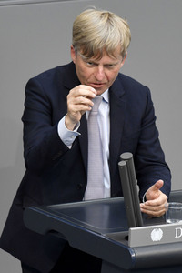 233. Sitzung des Deutschen Bundestages in Berlin