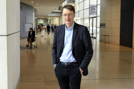 233. Sitzung des Deutschen Bundestages in Berlin