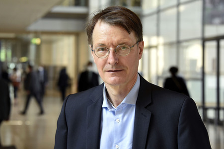 233. Sitzung des Deutschen Bundestages in Berlin