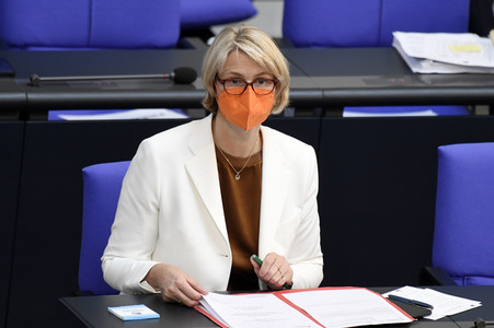 233. Sitzung des Deutschen Bundestages in Berlin