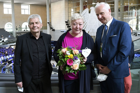 233. Sitzung des Deutschen Bundestages in Berlin