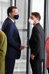 233. Sitzung des Deutschen Bundestages in Berlin