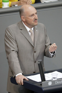 234. Sitzung des Deutschen Bundestages in Berlin