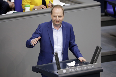 234. Sitzung des Deutschen Bundestages in Berlin