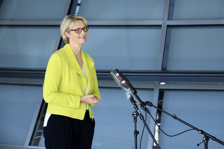 234. Sitzung des Deutschen Bundestages in Berlin