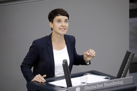 234. Sitzung des Deutschen Bundestages in Berlin
