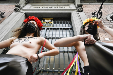 Femen Protest für die Freilassung von Juana Rivas in Madrid