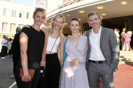 Theaterpremiere 'Vorhang auf für Cyrano' in Berlin