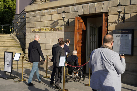 Opernpremiere 'La Fanciulla del West' in Berlin