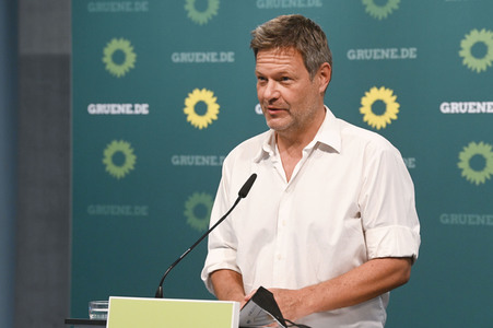 Pressekonferenz mit Robert Habeck in Berlin