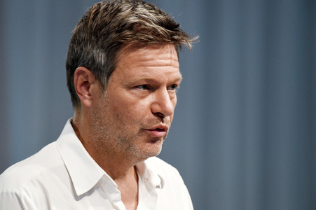 Pressekonferenz mit Robert Habeck in Berlin