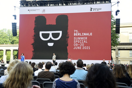 Filmpremiere 'Ich bin dein Mensch', Berlinale 2021