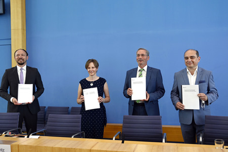 Pressekonferenz Zukunftszentrum für Deutsche Einheit und Europäische Transformation in Berlin