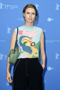 Filmpremiere 'Was sehen wir, wenn wir zum Himmel schauen?', Berlinale 2021