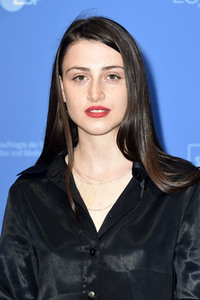 Filmpremiere 'Was sehen wir, wenn wir zum Himmel schauen?', Berlinale 2021