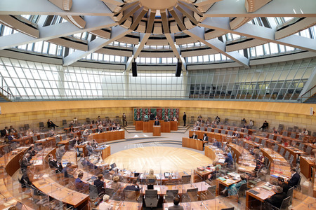 131. Plenarsitzung des Landtags von NRW in Düsseldorf