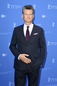 Filmpremiere 'Nebenan', Berlinale 2021