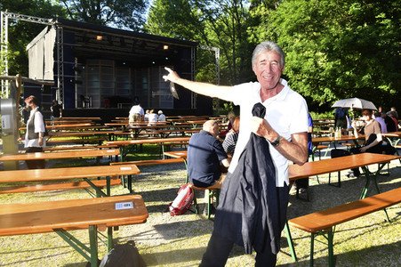 Theaterpremiere 'Das Blaue vom Himmel' in München