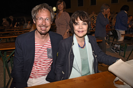 Theaterpremiere 'Das Blaue vom Himmel' in München