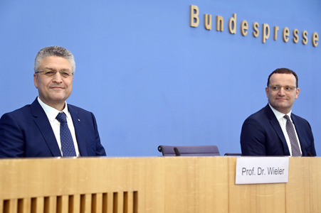 Pressekonferenz zur Corona-Lage, Betriebsärzte und Impfkampagne in Berlin