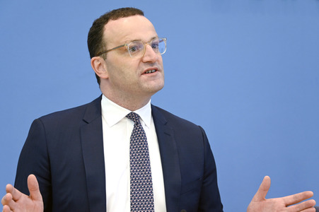 Pressekonferenz zur Corona-Lage, Betriebsärzte und Impfkampagne in Berlin