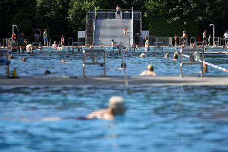 Symbolfoto Freibad