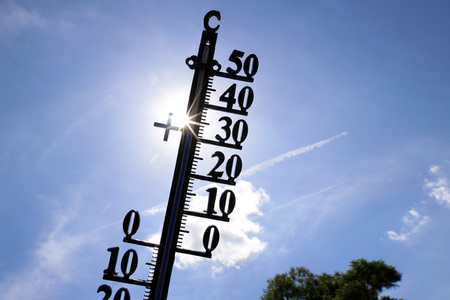 Symbolfoto Sommerliche Temperaturen