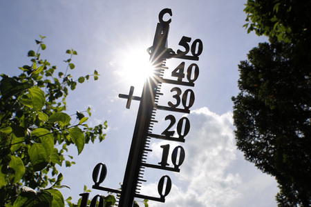 Symbolfoto Sommerliche Temperaturen