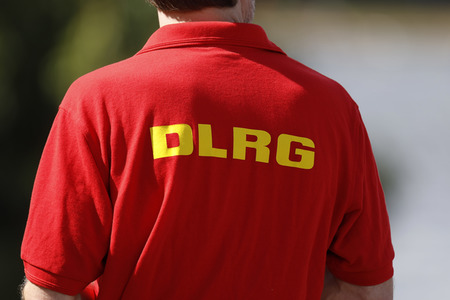 Rettungsübung von Feuerwehr und DLRG in Köln