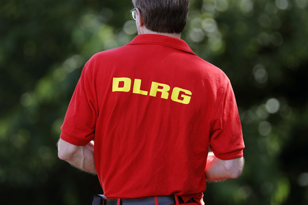 Rettungsübung von Feuerwehr und DLRG in Köln