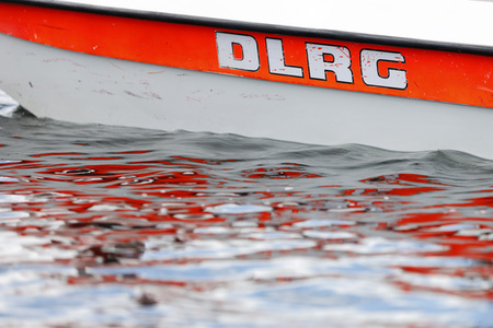 Rettungsübung von Feuerwehr und DLRG in Köln