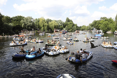 Bootsdemo für Partys und Klubs in Berlin