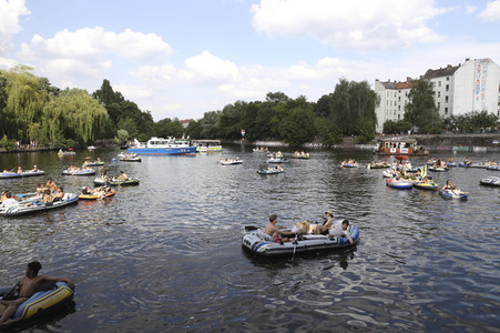 Bootsdemo für Partys und Klubs in Berlin