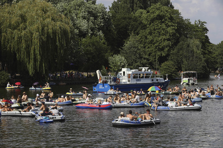 Bootsdemo für Partys und Klubs in Berlin