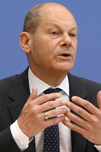 Pressekonferenz mit Olaf Scholz in Berlin