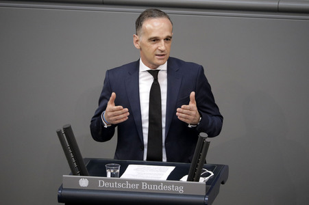 235. Sitzung des Deutschen Bundestages in Berlin