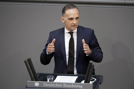 235. Sitzung des Deutschen Bundestages in Berlin
