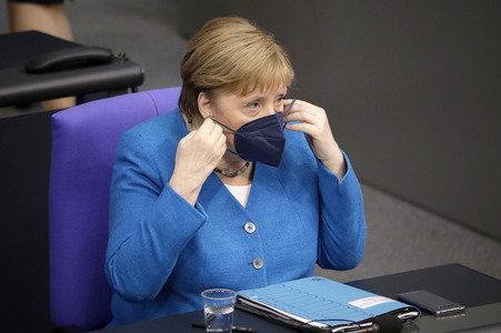 235. Sitzung des Deutschen Bundestages in Berlin