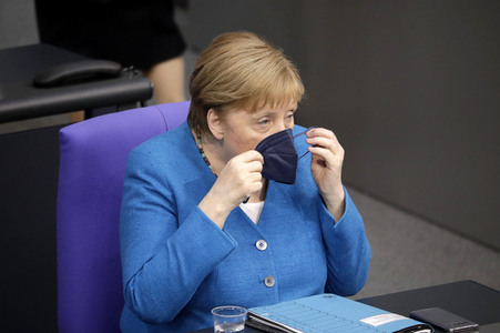 235. Sitzung des Deutschen Bundestages in Berlin