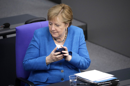 235. Sitzung des Deutschen Bundestages in Berlin