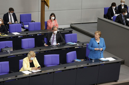 235. Sitzung des Deutschen Bundestages in Berlin