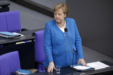 235. Sitzung des Deutschen Bundestages in Berlin