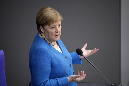 235. Sitzung des Deutschen Bundestages in Berlin