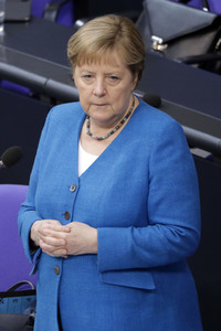 235. Sitzung des Deutschen Bundestages in Berlin