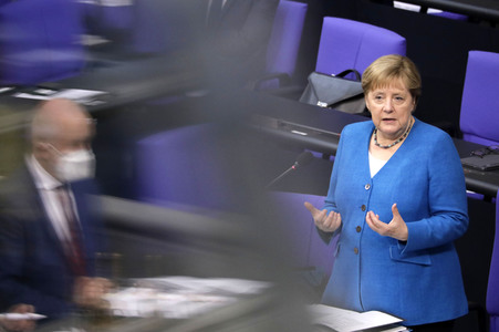 235. Sitzung des Deutschen Bundestages in Berlin